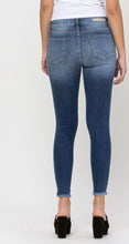 Load image into Gallery viewer, Jenni K Cello Mid Rise Crop Skinny Jeans
