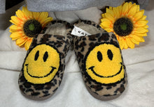 Load image into Gallery viewer, Happy  Slippers
